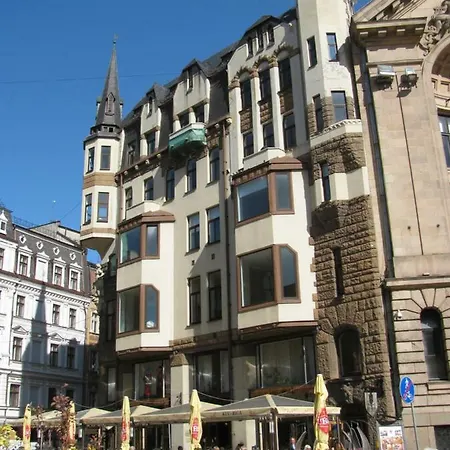 Dome Square